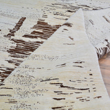 Load image into Gallery viewer, Hand-Knotted Modern Lori Contemporary Design Handmade Rug (Size 5.5 X 8.1) Cwral-11169