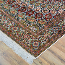 Load image into Gallery viewer, Hand-Knotted Kashmiri Silk Traditional Design Handmade Rug (Size 4.0 X 6.5) Cwral-11193