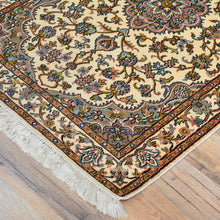 Load image into Gallery viewer, Hand-Knotted Kashmiri Silk Traditional Design Handmade Rug (Size 2.1 X 3.2) Cwral-11196