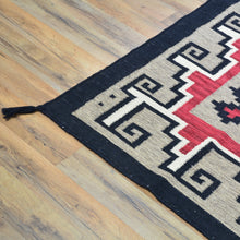 Load image into Gallery viewer, Hand-Woven Tribal Southwestern Design Handmade Kilim Rug (Size 6.0 X 9.0) Cwral-11214