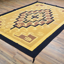 Load image into Gallery viewer, Hand-Woven Tribal Southwestern Design Handmade Kilim Rug (Size 6.0 X 8.10) Cwral-11220