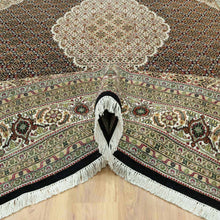 Load image into Gallery viewer, Hand-Knotted Oriental Handmade Wool & Silk Mahi Design Rug (Size 9.8 X 14.2) Cwral-11337