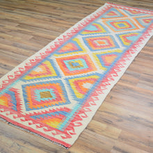 Load image into Gallery viewer, Flatweave Reversible Kilim Handmade Wool Rug (Size 2.6 X 8.0) Cwral-10869