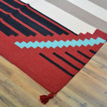 Load image into Gallery viewer, Hand-Woven Reversible Southwestern Design Kilim Handmade Wool Rug (Size 9.9 X 13.10) Cwral-10089