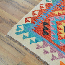 Load image into Gallery viewer, Hand-Woven Reversible Momana Kilim Handmade Wool Rug (Size 2.6 X 16.1) Cwral-10098