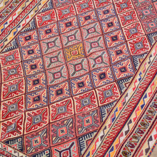 Load image into Gallery viewer, Multi-Weave Tribal Mashwani Sumak Handmade Geometric Design Rug (Size 2.10 X 4.0) Cwral-10116