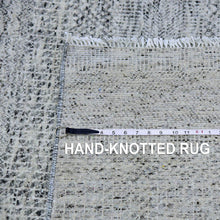 Load image into Gallery viewer, Hand-Knotted Modern Contemporary Design Oriental Handmade Rug (Size 11.11 X 17.10) Cwral-10404