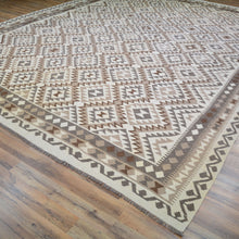 Load image into Gallery viewer, Hand-Woven Reversible Momana Kilim Handmade Oriental Wool Rug (Size 9.10 X 13.3) Cwral-10503