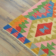 Load image into Gallery viewer, Hand-Woven Reversible Momana Kilim Handmade Wool Rug (Size 2.9 X 8.2) Cwral-10701
