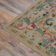 Load image into Gallery viewer, Hand-Woven Oriental Kashmiri Chain-Stitched Handmade Wool Rug (Size 5.11 X 9.1) Cwrsf-969