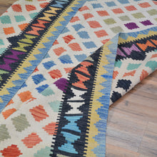 Load image into Gallery viewer, Hand-Woven Tribal Reversible Handmade Oriental Wool Kilim Rug (Size 5.10 X 7.9 ) Cwral-10188