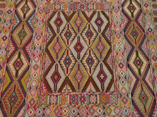 Load image into Gallery viewer, Tribal Handmade Geometric Design Multi-Weave Wool Rug (Size 4.9 X 6.3) Cwral-3108