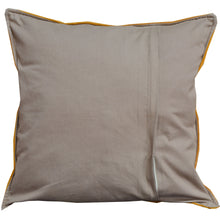 Load image into Gallery viewer, 17" x 17" Geometric Pattern Hand-Woven Turkish Kilim Pillow Cover Cwpal-639