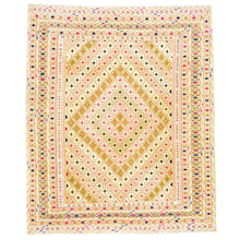 Load image into Gallery viewer, Oriental rugs, hand-knotted carpets, sustainable rugs, classic world oriental rugs, handmade, United States, interior design,  Brral-5304