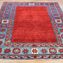 Load image into Gallery viewer, Hand-Knotted Tribal Gabbeh Design Handmade Wool Rug (Size 5.0 X 6.9) Brral-4821
