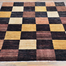 Load image into Gallery viewer, Hand-Knotted Tribal Peshawar Design Gabbeh Wool Rug (Size 4.11 X 6.5) Brral-834