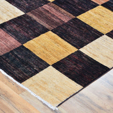 Load image into Gallery viewer, Hand-Knotted Tribal Peshawar Design Gabbeh Wool Rug (Size 4.11 X 6.5) Brral-834