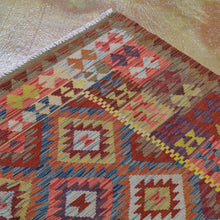 Load image into Gallery viewer, Hand-Woven Afghan Flatweave Geometric Reversible Kilim Wool Rug (Size 5.0 X 6.6) Cwral-2973