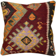 Load image into Gallery viewer, Oriental rugs, hand-knotted carpets, sustainable rugs, classic world oriental rugs, handmade, United States, interior design,  Brpal-570