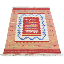 Load image into Gallery viewer, Hand-Woven Flatweave Kilim Handmade Southwestern Design Wool Rug (Size 2.1 X 3.1) Cwral-3339