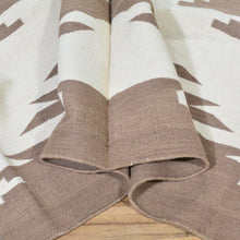 Load image into Gallery viewer, Hand-Woven Reversible Dhurrie Southwestern Design Wool Rug (Size 8.11 X 11.10) Brral-3501