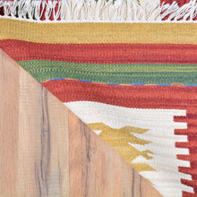 Load image into Gallery viewer, Hand-Woven Reversible Turkish Design Handmade Kilim Wool Rug (Size 5.5 X 7.6) Brral-4146