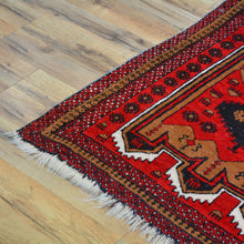 Load image into Gallery viewer, Hand-Knotted Vintage Baluch Tribal Design Handmade Wool Rug (Size 2.9 X 4.8) Cwral-4722