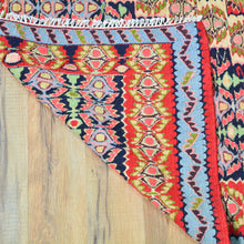 Load image into Gallery viewer, Flat-Weave Geometric Design Handmade Wool Rug (Size 4.0 X 4.10) Cwral-4983