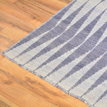 Load image into Gallery viewer, Hand-Woven Modern Reversible Handmade Kilim Wool Rug (Size 3.8 X 5.8) Brral-5136