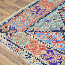 Load image into Gallery viewer, Soumak Tribal Olami Handmade Oriental Wool Rug (Size 5.6 X 7.10) Brral-5559