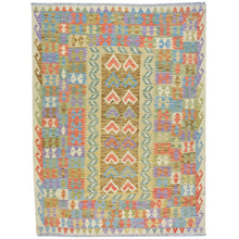 Load image into Gallery viewer, Oriental rugs, hand-knotted carpets, sustainable rugs, classic world oriental rugs, handmade, United States, interior design,  Cwral-5703