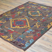 Load image into Gallery viewer, Hand-Woven Afghan Suzani Handmade Wool Flat-weave Rug (Size 4.5 X 6.2) Cwral-7323