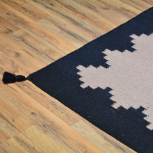 Load image into Gallery viewer, Hand-Woven Navajo Style Southwestern Design Rug (Size 11.11 X 14.7) Cwral-7638