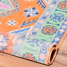 Load image into Gallery viewer, Hand-Knotted Handmade Geometric Design Wool Rug (Size 3.2 X 4.6) Cwral-7740