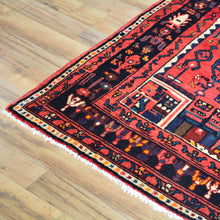 Load image into Gallery viewer, Hand-Knotted Oriental Persian Zanjan Tribal Handmade Wool Rug (Size 4.4 X 7.0) Cwral-7920