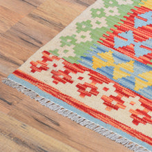 Load image into Gallery viewer, Tribal Flat-weave Kilim Handmade Wool Rug (Size 4.11 X 6.7) Cwral-8121