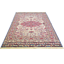Load image into Gallery viewer, Flatweave Soumak Fine Tribal Handmade Wool Rug (Size 4.4 X 6.2) Cwral-8310