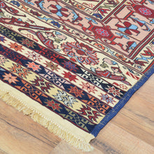 Load image into Gallery viewer, Flatweave Soumak Fine Tribal Handmade Wool Rug (Size 4.4 X 6.2) Cwral-8310