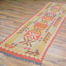 Load image into Gallery viewer, Hand-Woven Flatweave Handmade Kilim Wool Rug (Size 2.8 X 10.0) Cwral-8370