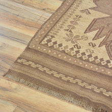 Load image into Gallery viewer, Flatweave Soumak Surmai Tribal Handmade Wool Rug (Size 2.5 X 4.3) Cwral-8376