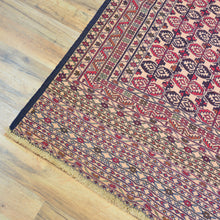 Load image into Gallery viewer, Soumack Weave Tribal Design Handmade Wool Rug (Size 2.11 X 4.9) Cwral-8382