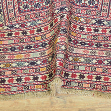 Load image into Gallery viewer, Flatweave Soumak Fine Tribal Malaeki Handmade Wool Rug (Size 3.1 X 4.4) Cwral-8388