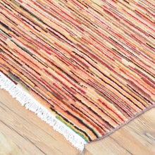 Load image into Gallery viewer, Hand-Knotted Modern Design Handmade Wool Rug (Size 3.0 X 4.10) Cwral-8478