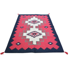 Load image into Gallery viewer, Hand-Woven Reversible Kilim Southwestern Design Wool Rug (Size 4.1 X 6.0) Cwral-8523