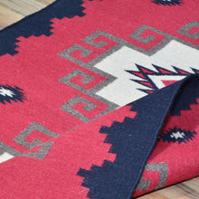 Load image into Gallery viewer, Hand-Woven Reversible Kilim Southwestern Design Wool Rug (Size 4.1 X 6.0) Cwral-8523