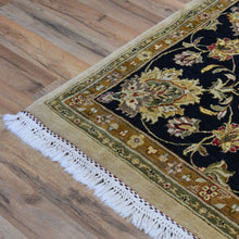 Load image into Gallery viewer, Hand-Knotted Oriental Tabriz Design Handmade Wool Rug (Size 10.1 X 14.0) Cwral-8670