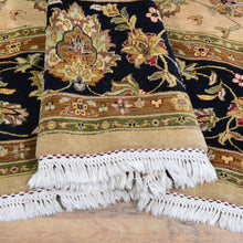 Load image into Gallery viewer, Hand-Knotted Oriental Tabriz Design Handmade Wool Rug (Size 10.1 X 14.0) Cwral-8670
