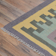 Load image into Gallery viewer, Hand-Woven Southwestern Design Wool Handmade Rug (Size 6.5 X 9.11) Cwral-8694