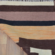 Load image into Gallery viewer, Hand-Woven Tribal Kilim Southwestern Design Wool Rug (Size 6.4 X 9.9) Cwral-8700