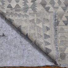 Load image into Gallery viewer, Hand-Woven Flatweave Tribal Kilim Handmade Wool Rug (Size 2.9 X 4.1) Cwral-9051